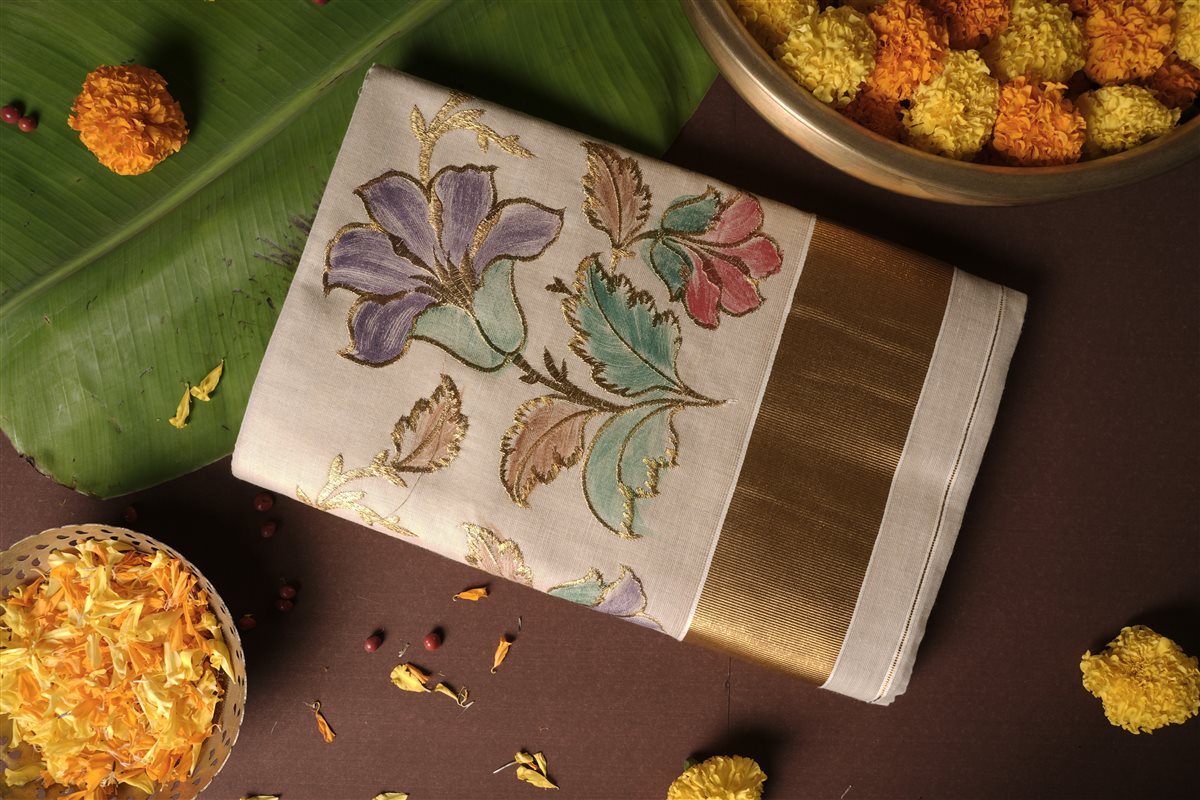 Sparkle Floral Tissue Kasavu - Tissue Silk - SAREES - WOMAN | Trida Fashion