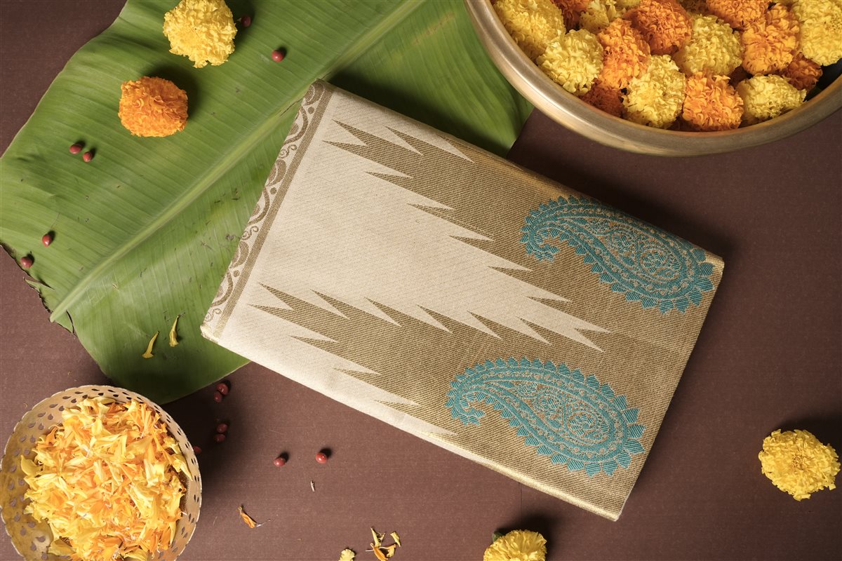 Golden_Mango_Temple_Saree